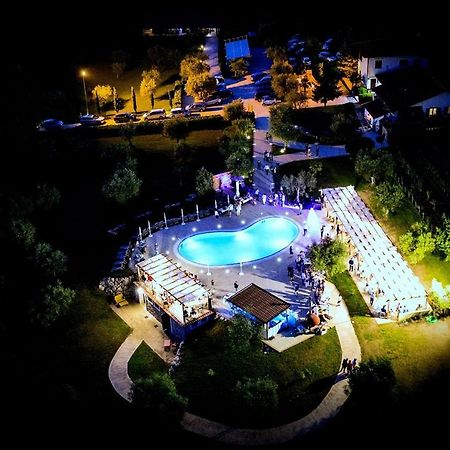 Agriturismo Il Castagneto Padula Eksteriør billede