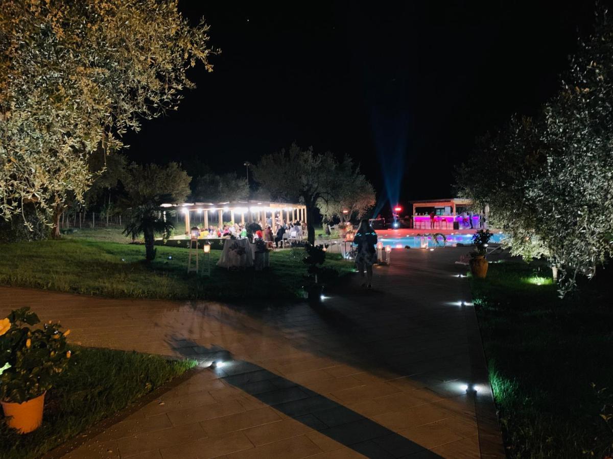 Agriturismo Il Castagneto Padula Eksteriør billede