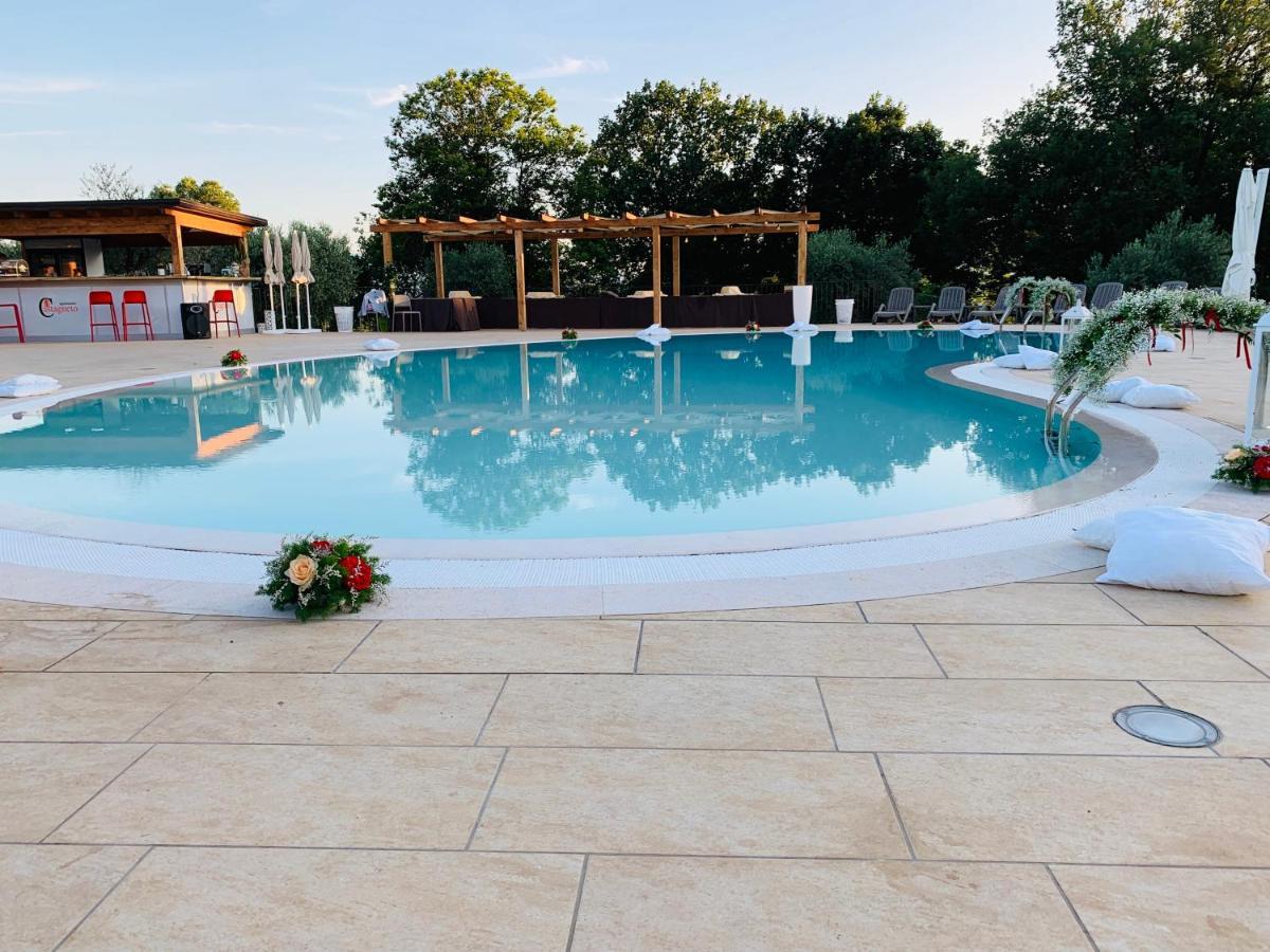 Agriturismo Il Castagneto Padula Eksteriør billede