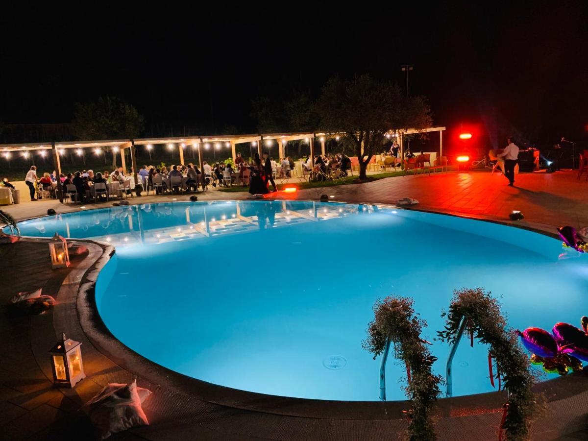 Agriturismo Il Castagneto Padula Eksteriør billede