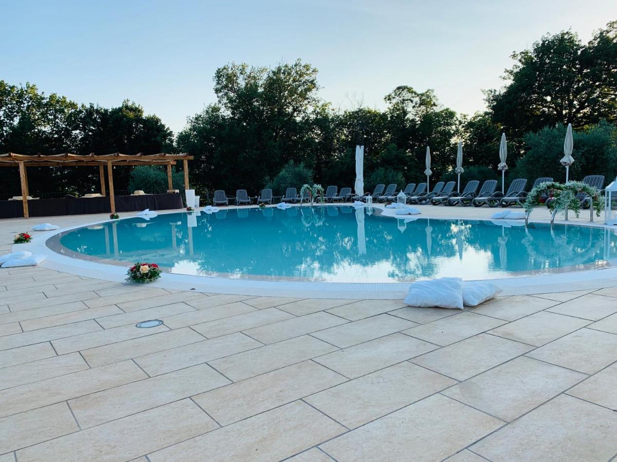 Agriturismo Il Castagneto Padula Eksteriør billede