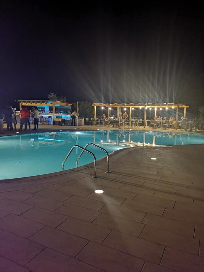 Agriturismo Il Castagneto Padula Eksteriør billede