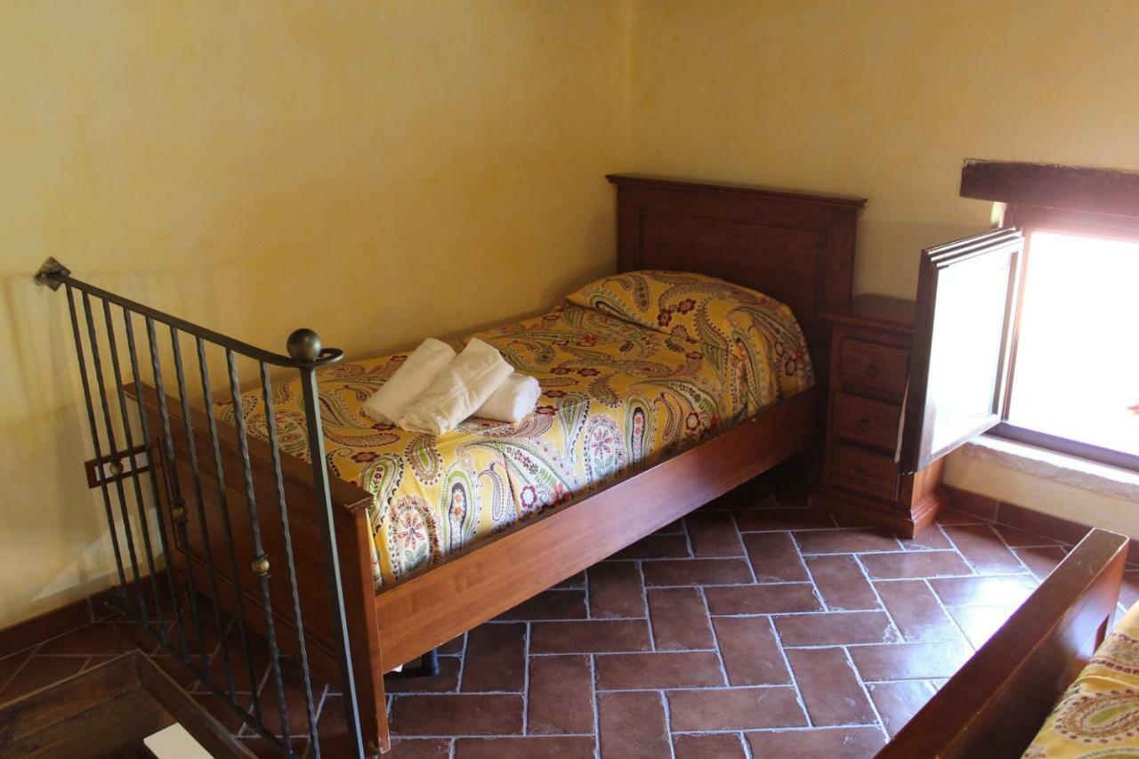 Agriturismo Il Castagneto Padula Eksteriør billede