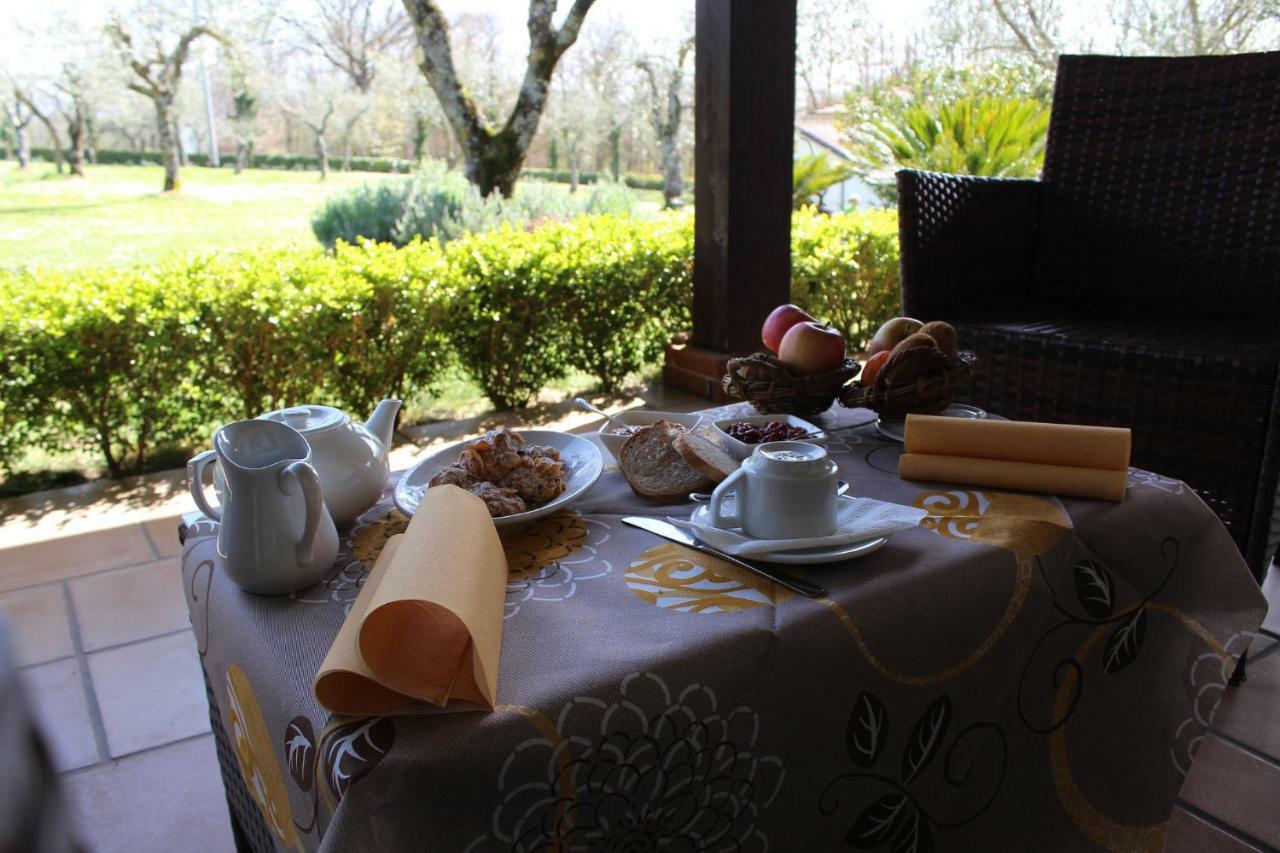 Agriturismo Il Castagneto Padula Eksteriør billede