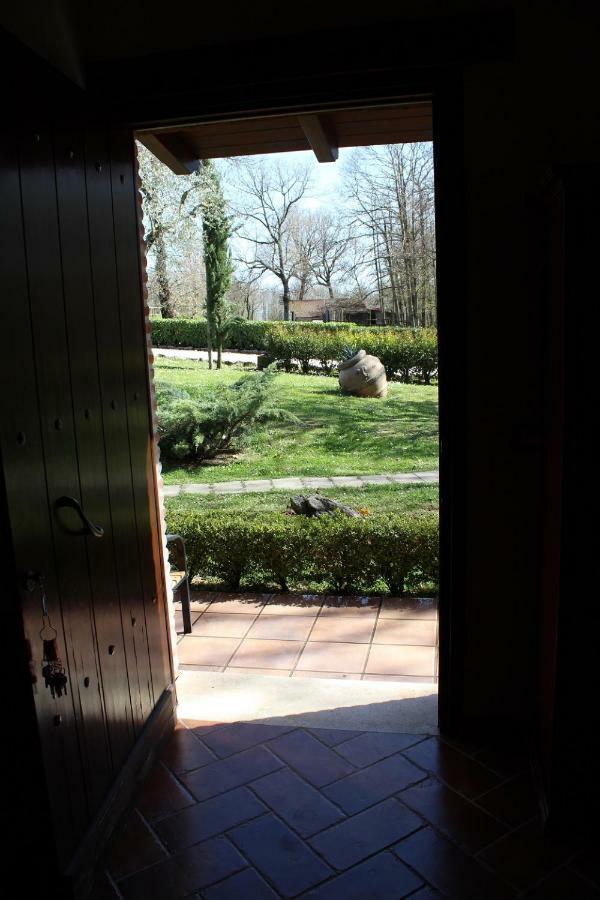 Agriturismo Il Castagneto Padula Eksteriør billede