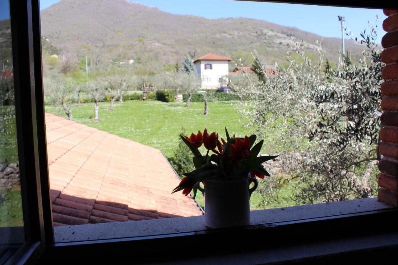 Agriturismo Il Castagneto Padula Eksteriør billede